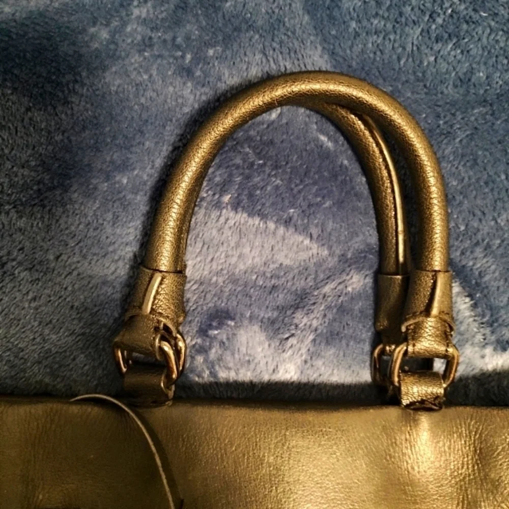 Ted Baker Hanaee Double Zipper  Black Leather Handbag